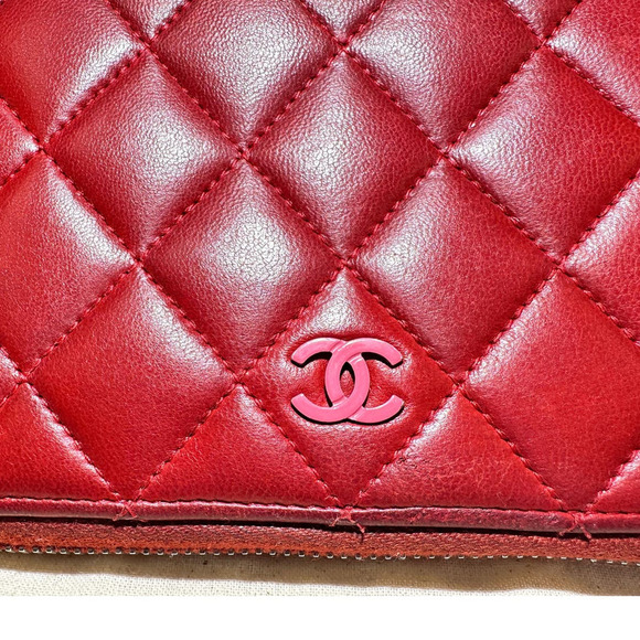 Authentic Chanel Red Quilted Lambskin Leather Long Wallet - Picture 4 of 14